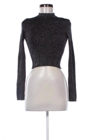 Damenpullover Bershka, Größe M, Farbe Mehrfarbig, Preis 15,00 €