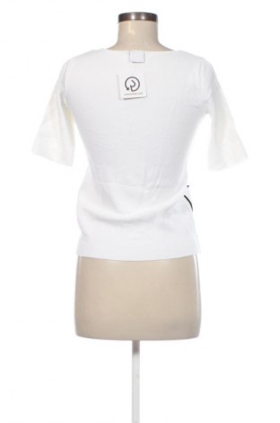 Női pulóver Madeleine, Méret M, Szín Fehér, Ár 8 769 Ft