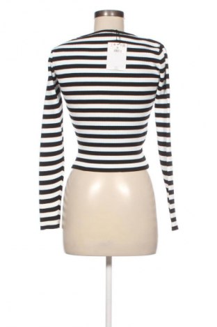 Pulover de femei Mohito, Mărime M, Culoare Multicolor, Preț 121,05 Lei