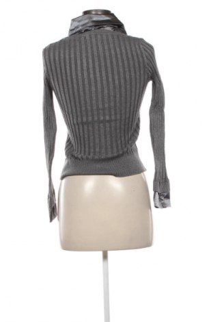 Dámský svetr Unbranded, Velikost XS, Barva Šedá, Cena  239,00 Kč