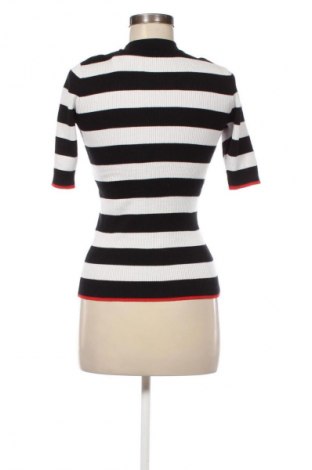 Дамски пуловер Unbranded, Размер M, Цвят Многоцветен, Цена 16,99 лв.