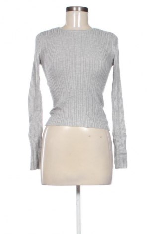 Дамски пуловер Unbranded, Размер XS, Цвят Сив, Цена 17,99 лв.