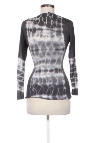 Дамски пуловер Unbranded, Размер M, Цвят Многоцветен, Цена 20,99 лв.