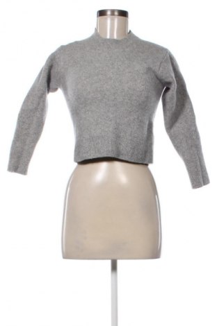 Dámský svetr Uniqlo, Velikost M, Barva Šedá, Cena  369,00 Kč