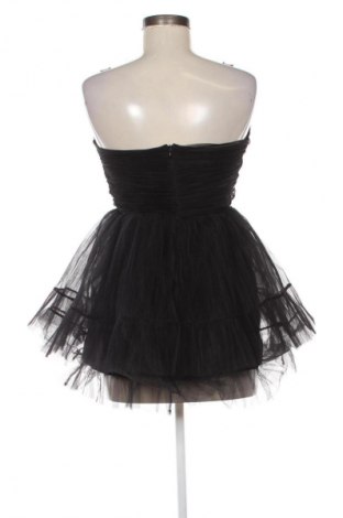 Дамски топ Bershka, Размер M, Цвят Черен, Цена 45,98 лв.