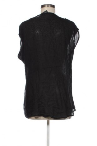 Дамски топ Gestuz, Размер S, Цвят Черен, Цена 33,99 лв.