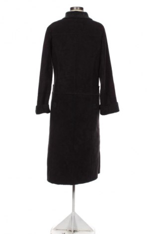 Дамско палто Aust, Размер M, Цвят Черен, Цена 96,14 лв.