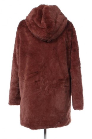 Дамско палто Urban Classics, Размер M, Цвят Кафяв, Цена 41,99 лв.