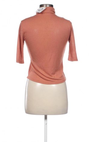 Helancă de femei Cropp, Mărime M, Culoare Bej, Preț 52,66 Lei