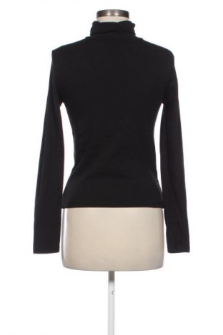 Дамско полo Stradivarius, Размер M, Цвят Черен, Цена 29,33 лв.