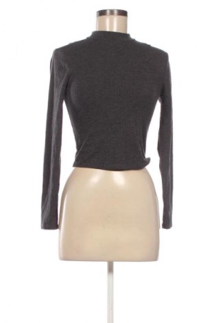 Дамско полo Unbranded, Размер M, Цвят Сив, Цена 12,99 лв.