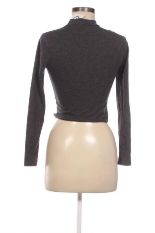 Дамско полo Unbranded, Размер M, Цвят Сив, Цена 12,99 лв.