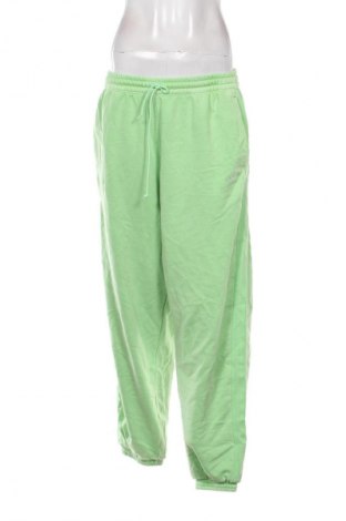 Dámské tepláky Adidas, Velikost L, Barva Zelená, Cena  709,00 Kč