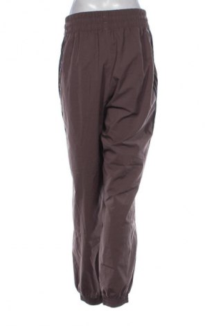 Дамско спортно долнище Adidas, Размер XL, Цвят Кафяв, Цена 46,99 лв.