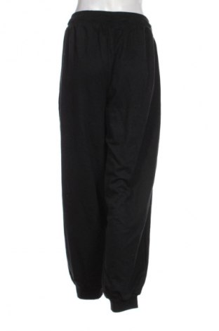 Дамско спортно долнище Bpc Bonprix Collection, Размер XXL, Цвят Черен, Цена 28,88 лв.