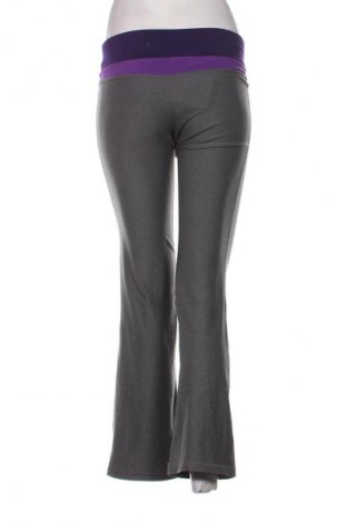 Дамско спортно долнище Champion, Размер S, Цвят Сив, Цена 33,82 лв.