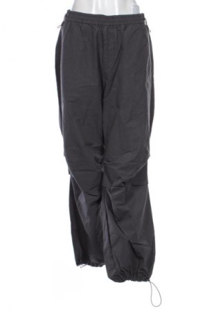 Női sport nadrág Clockhouse, Méret M, Szín Szürke, Ár 10 640 Ft