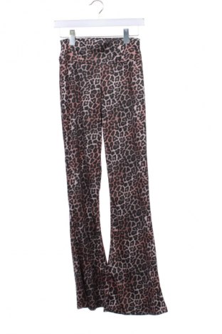 Pantaloni trening de femei Unbranded, Mărime M, Culoare Multicolor, Preț 76,00 Lei