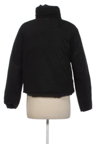 Dámska bunda  Armani Exchange, Veľkosť S, Farba Čierna, Cena  83,24 €