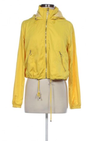 Geacă de femei Bershka, Mărime M, Culoare Galben, Preț 202,63 Lei