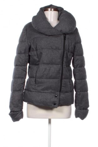 Дамско яке Fb Sister, Размер M, Цвят Сив, Цена 49,99 лв.