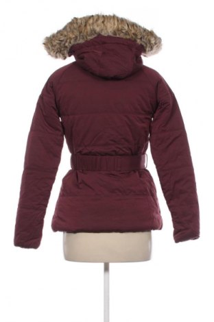 Дамско яке Pepe Jeans, Размер S, Цвят Червен, Цена 102,99 лв.