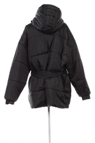 Дамско яке Pretty Little Thing, Размер XXL, Цвят Черен, Цена 93,10 лв.