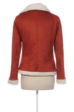 Дамско яке Robin, Размер M, Цвят Червен, Цена 61,99 лв.