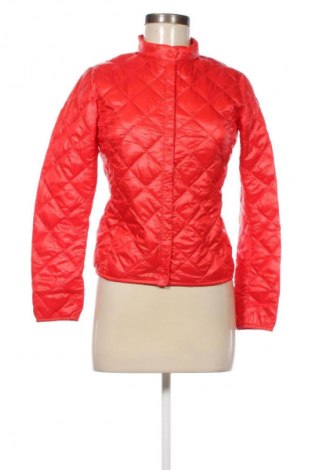 Дамско яке Uniqlo, Размер XS, Цвят Червен, Цена 44,99 лв.
