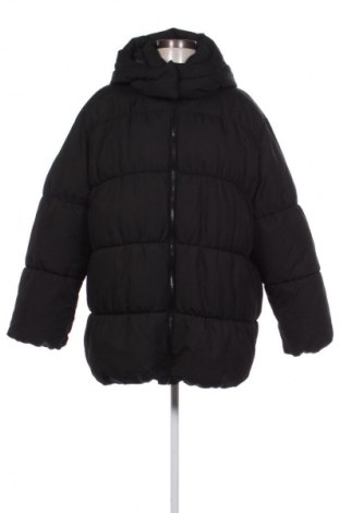 Γυναικείο μπουφάν Vero Moda, Μέγεθος M, Χρώμα Μαύρο, Τιμή 20,97 €