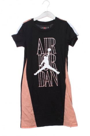Dětské šaty  Air Jordan Nike, Velikost 7-8y/ 128-134 cm, Barva Vícebarevné, Cena  1 623,00 Kč