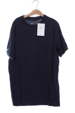 Dětské tričko  Nike, Velikost 15-18y/ 170-176 cm, Barva Modrá, Cena  559,00 Kč
