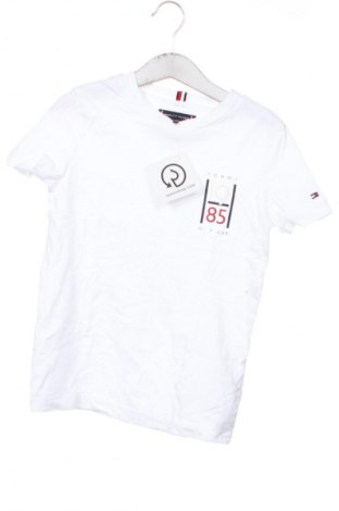 Gyerek póló Tommy Hilfiger, Méret 5-6y / 116-122 cm, Szín Fehér, Ár 6 219 Ft