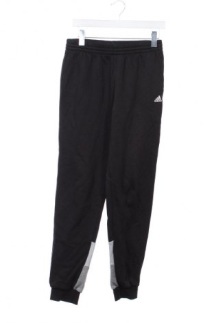 Παιδική κάτω φόρμα Adidas, Μέγεθος 15-18y/ 170-176 εκ., Χρώμα Πολύχρωμο, Τιμή 17,39 €