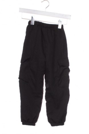 Detské tepláky SHEIN, Veľkosť 6-7y/ 122-128 cm, Farba Čierna, Cena  8,95 €