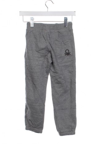 Παιδική κάτω φόρμα United Colors Of Benetton, Μέγεθος 9-10y/ 140-146 εκ., Χρώμα Γκρί, Τιμή 9,99 €