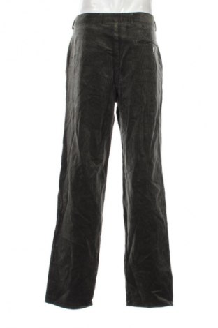 Pantaloni raiați de bărbați Unbranded, Mărime XL, Culoare Verde, Preț 67,99 Lei