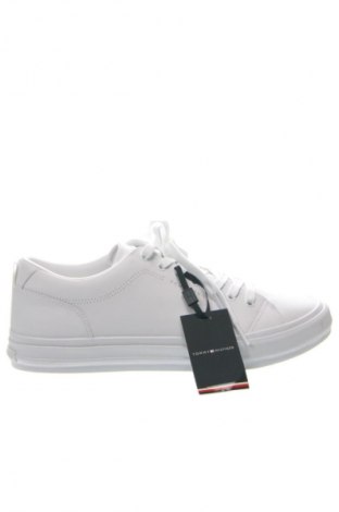 Мъжки обувки Tommy Hilfiger, Размер 46, Цвят Бял, Цена 184,99 лв.