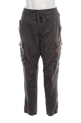 Herrenhose Pull&Bear, Größe XL, Farbe Grün, Preis 11,99 €