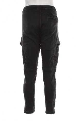 Pantaloni de bărbați Pull&Bear, Mărime XL, Culoare Negru, Preț 60,99 Lei