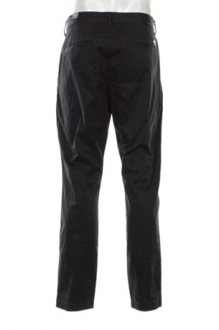 Pantaloni de bărbați Tommy Jeans, Mărime L, Culoare Negru, Preț 497,99 Lei