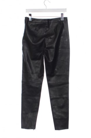 Pantaloni de bărbați Zara, Mărime M, Culoare Negru, Preț 46,99 Lei