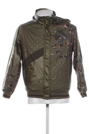 Мъжко яке Converse, Размер S, Цвят Многоцветен, Цена 172,99 лв.