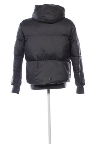 Мъжко яке Tommy Jeans, Размер M, Цвят Сив, Цена 219,99 лв.