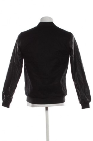 Herrenjacke Urban Classics, Größe M, Farbe Schwarz, Preis 31,99 €