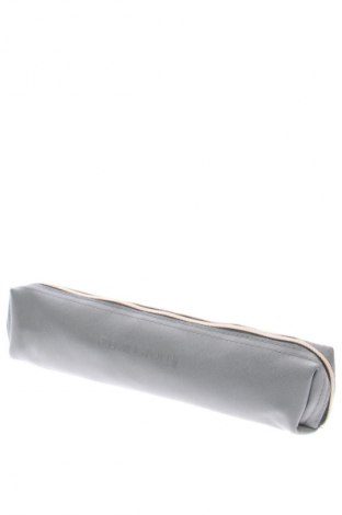 Kosmetyczka Remington, Kolor Szary, Cena 53,99 zł