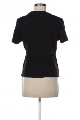 Piżama
 Calvin Klein, Rozmiar S, Kolor Czarny, Cena 209,99 zł