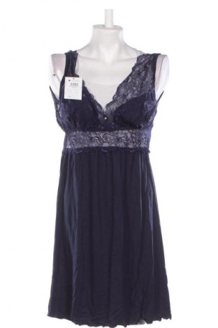 Piżama
 Dkaren, Rozmiar L, Kolor Niebieski, Cena 267,99 zł