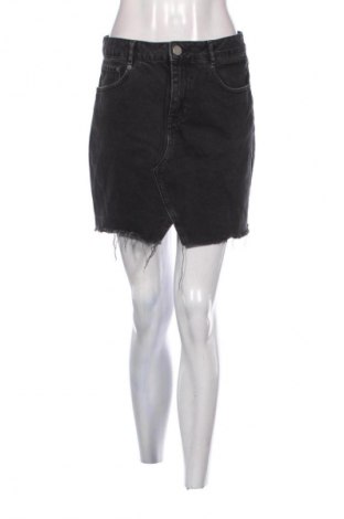 Fustă ASOS, Mărime M, Culoare Gri, Preț 108,04 Lei