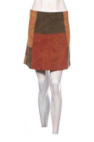 Пола Amisu, Размер M, Цвят Многоцветен, Цена 11,99 лв.